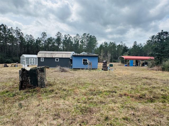 2071 Camp Seale Road, Livingston, TX 77351