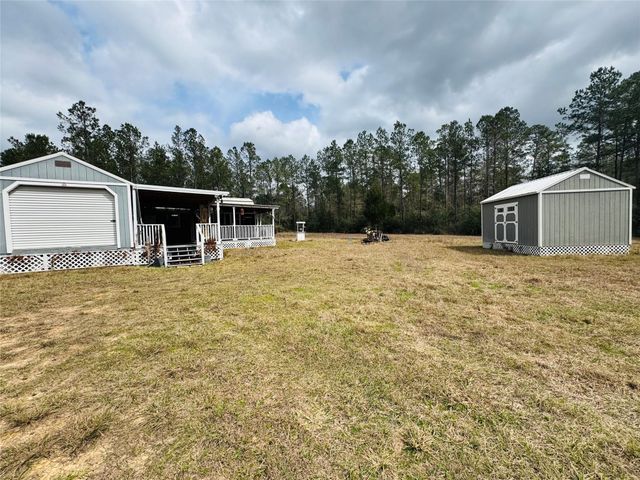 2071 Camp Seale Road, Livingston, TX 77351