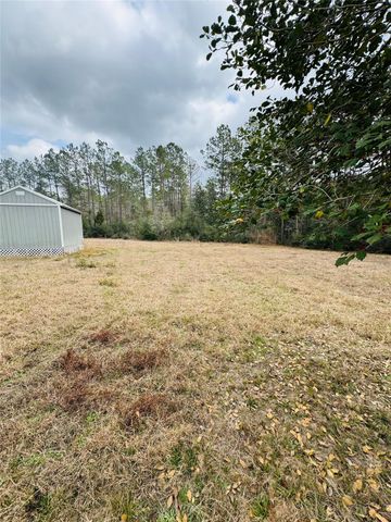 2071 Camp Seale Road, Livingston, TX 77351