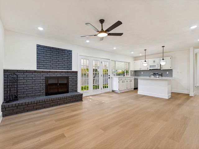 5256 Ragan Drive, The Colony, TX 75056