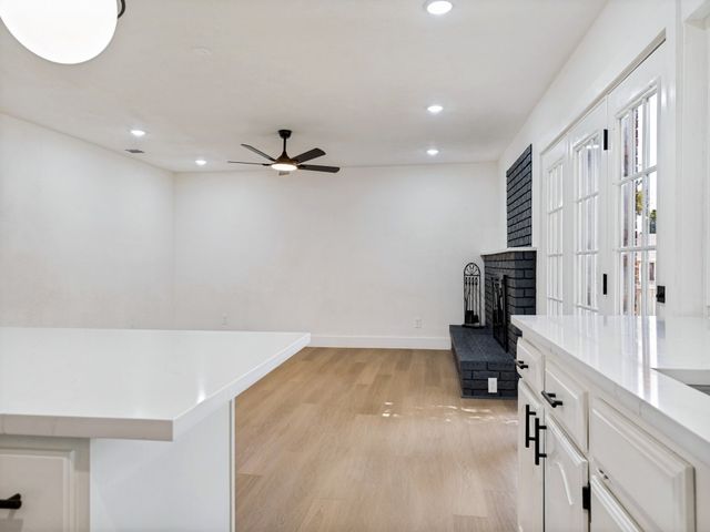 5256 Ragan Drive, The Colony, TX 75056