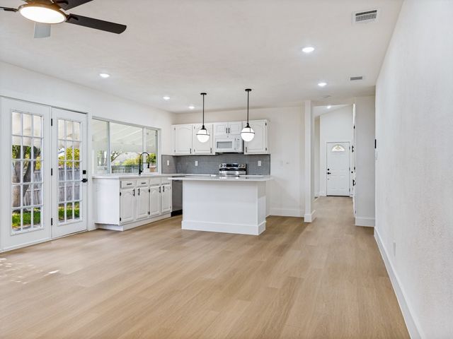 5256 Ragan Drive, The Colony, TX 75056
