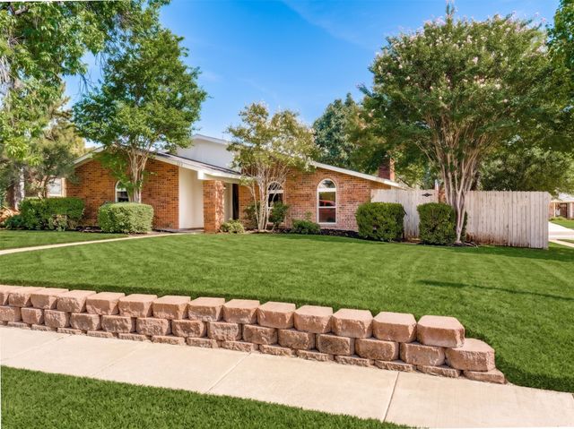 5256 Ragan Drive, The Colony, TX 75056