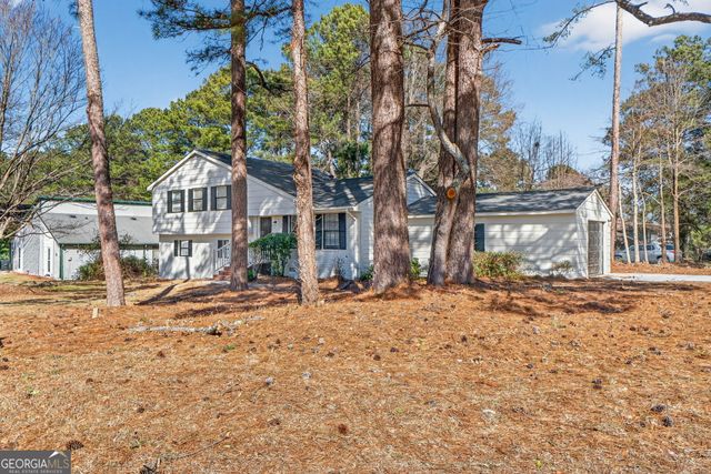 2540 Hartford Drive, Ellenwood, GA 30294