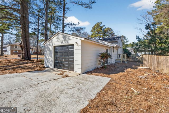 2540 Hartford Drive, Ellenwood, GA 30294