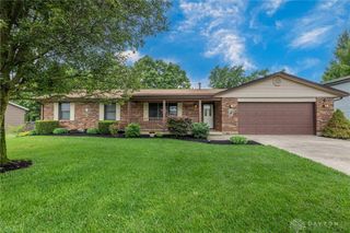 1225 Nouvelle Drive, Miamisburg, OH 45342