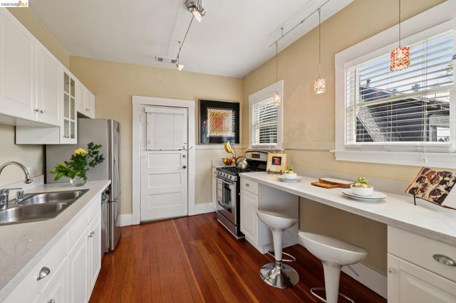 2600 Ashby Ave 4, Berkeley, CA 94705