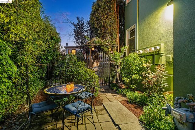 2600 Ashby Ave 4, Berkeley, CA 94705