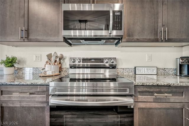7018 Spicy Merlot Street, North Las Vegas, NV 89086