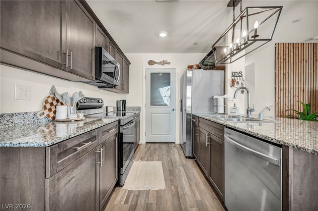 7018 Spicy Merlot Street, North Las Vegas, NV 89086