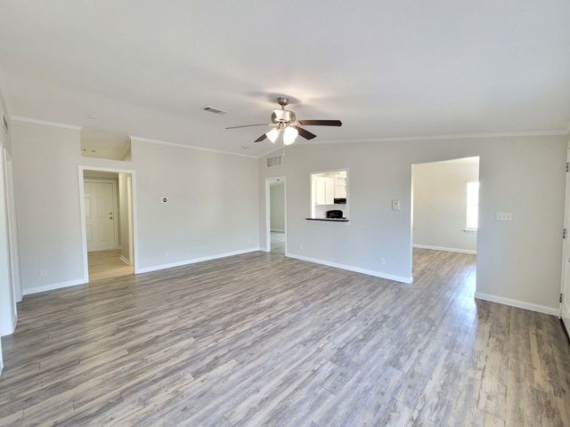 8407 Riverstone DR A, Austin, TX 78724