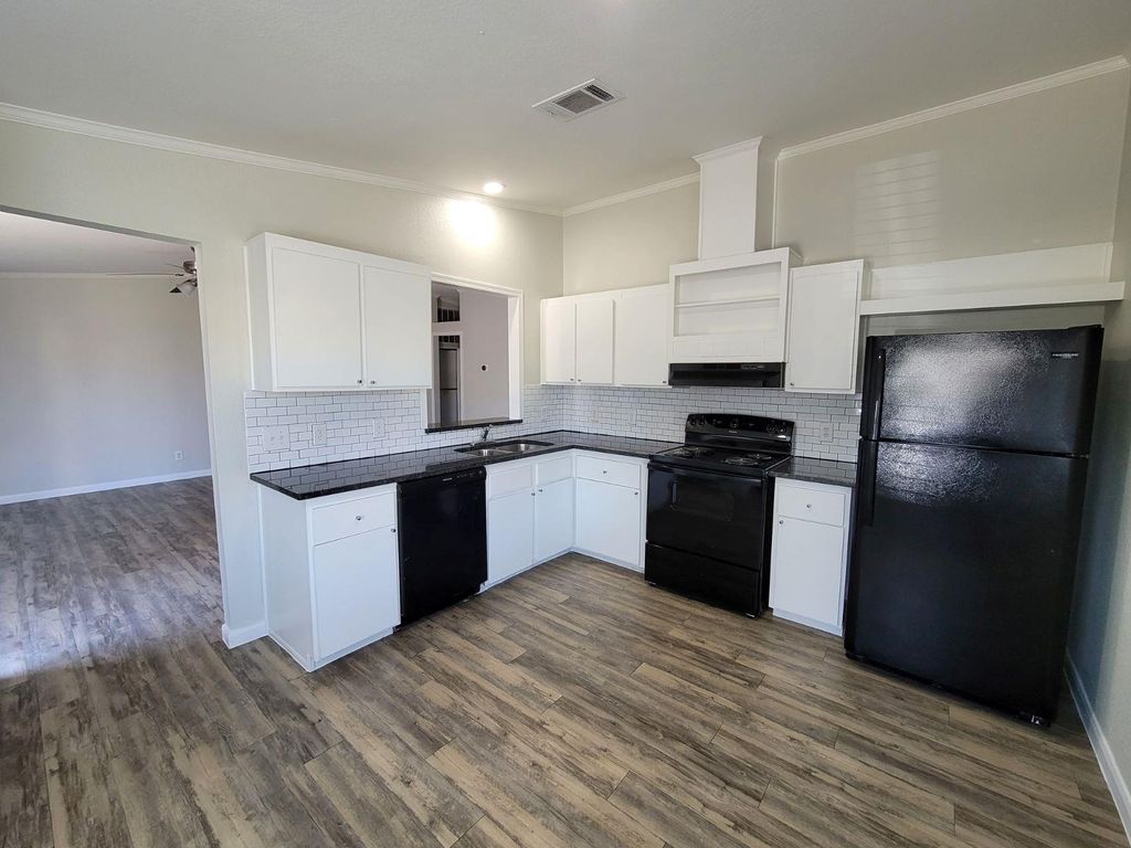 8407 Riverstone DR A, Austin, TX 78724