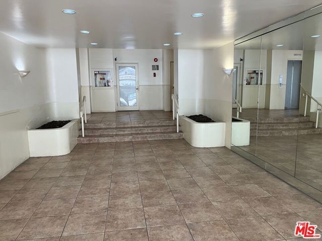 1617 N Fuller Avenue, Los Angeles, CA 90046