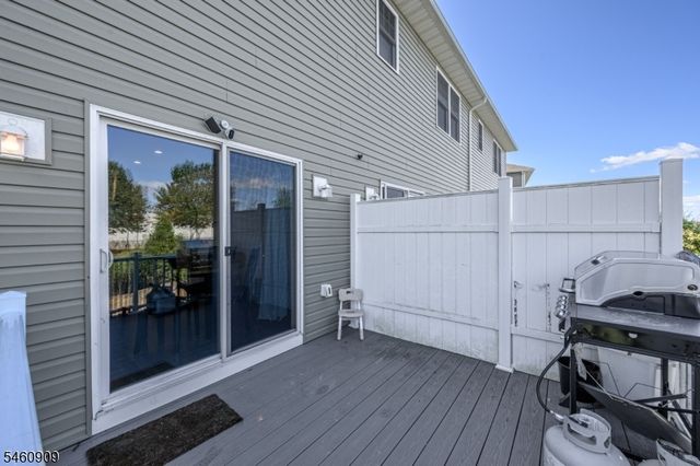 112 Valerie Dr, Manville Boro, NJ 08835