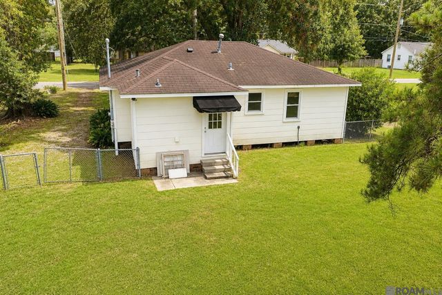 319 Pine St, Denham Springs, LA 70726