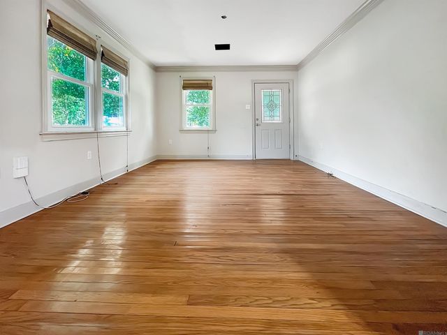 319 Pine St, Denham Springs, LA 70726