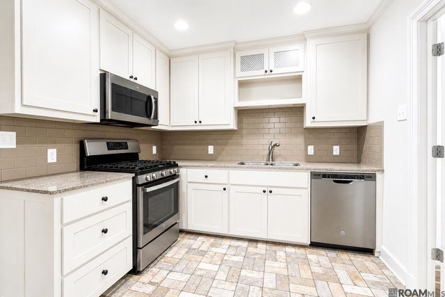 319 Pine St, Denham Springs, LA 70726