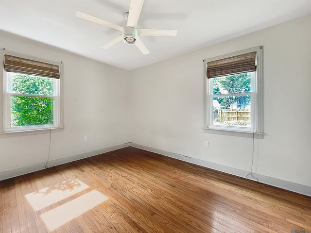 319 Pine St, Denham Springs, LA 70726