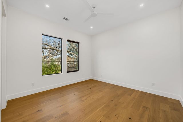 8714 San Fernando Way, Dallas, TX 75218