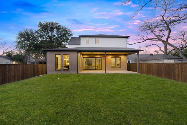 8714 San Fernando Way, Dallas, TX 75218