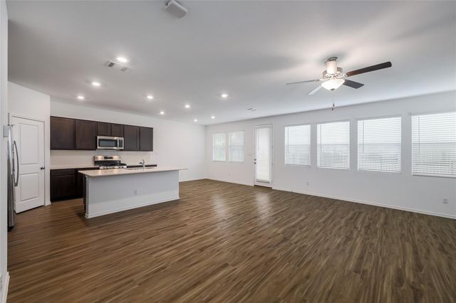 818 Affazia LN, Georgetown, TX 78628