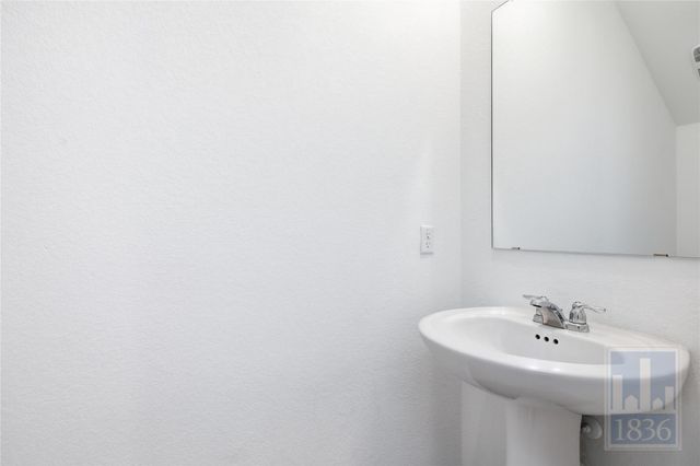 106 Arbordale ST, Georgetown, TX 78628