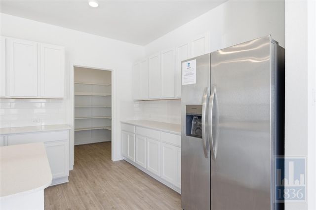 106 Arbordale ST, Georgetown, TX 78628