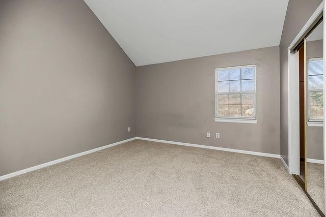 228 SW Pinetree Lane, Lee's Summit, MO 64063