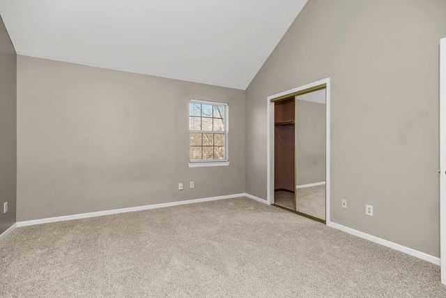 228 SW Pinetree Lane, Lee's Summit, MO 64063