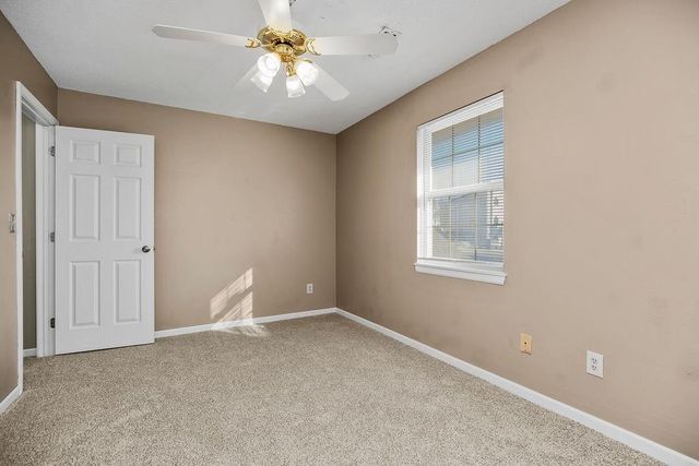 228 SW Pinetree Lane, Lee's Summit, MO 64063