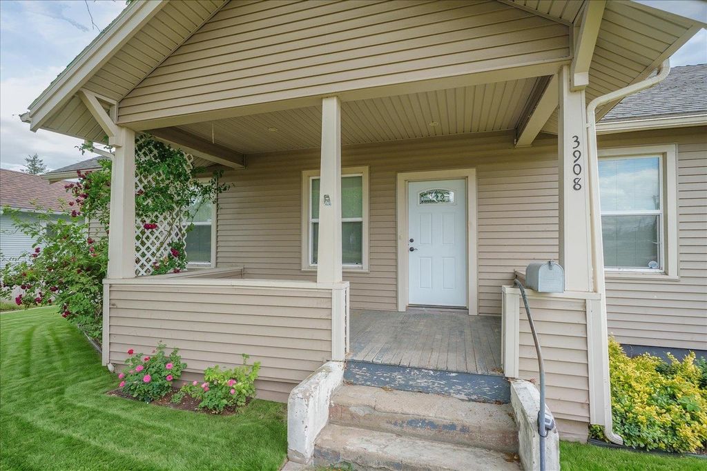 3908 E 4th Ave, Spokane, WA 99202 photo 2