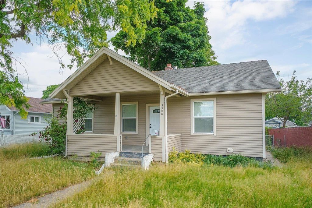 3908 E 4th Ave, Spokane, WA 99202 photo 4