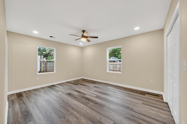 2116 Commander Road, North Charleston, SC 29405