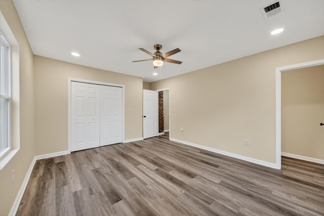 2116 Commander Road, North Charleston, SC 29405