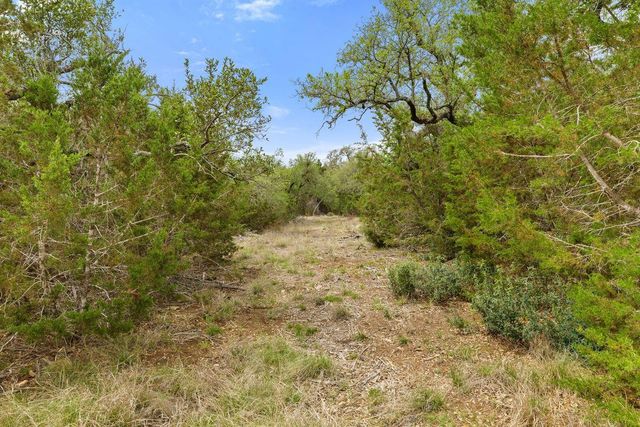 83 S Flat Rock WAY, Johnson City, TX 78636