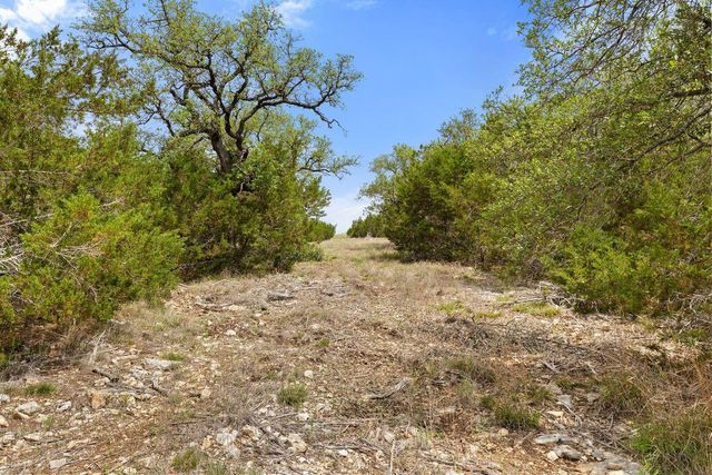 83 S Flat Rock WAY, Johnson City, TX 78636