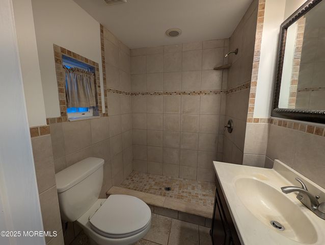 171 Center Street, Aberdeen, NJ 07747