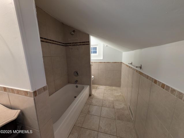 171 Center Street, Aberdeen, NJ 07747