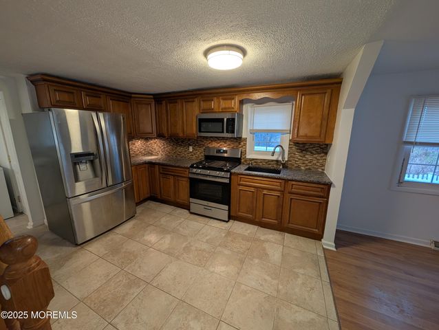 171 Center Street, Aberdeen, NJ 07747