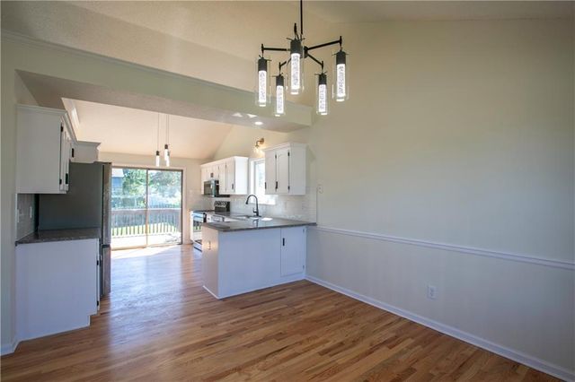 16413 Hight Avenue, Belton, MO 64012