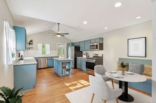 220 LYMAN DR, Terrell Hills, TX 78209