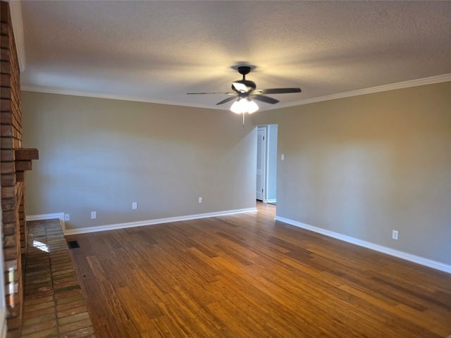 5800 Mount Rockwood Circle, Waco, TX 76710