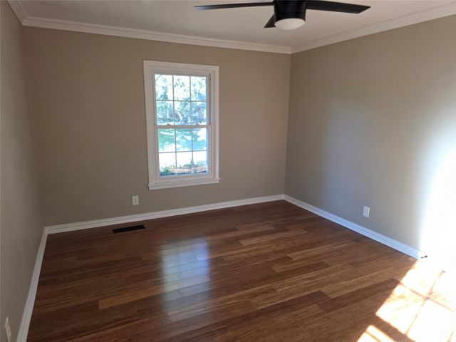 5800 Mount Rockwood Circle, Waco, TX 76710