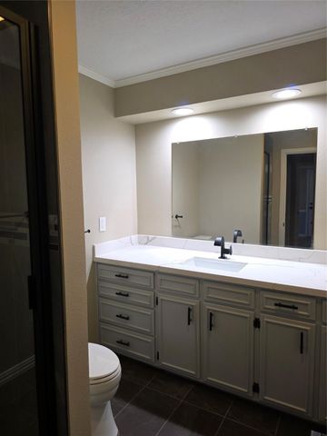 5800 Mount Rockwood Circle, Waco, TX 76710