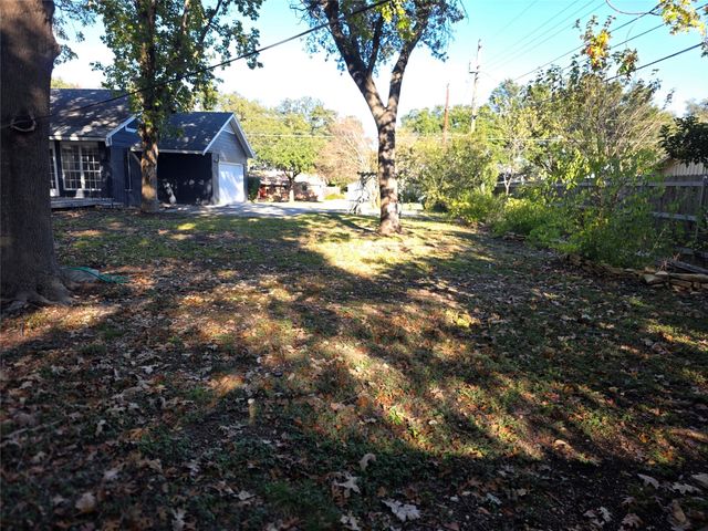 5800 Mount Rockwood Circle, Waco, TX 76710