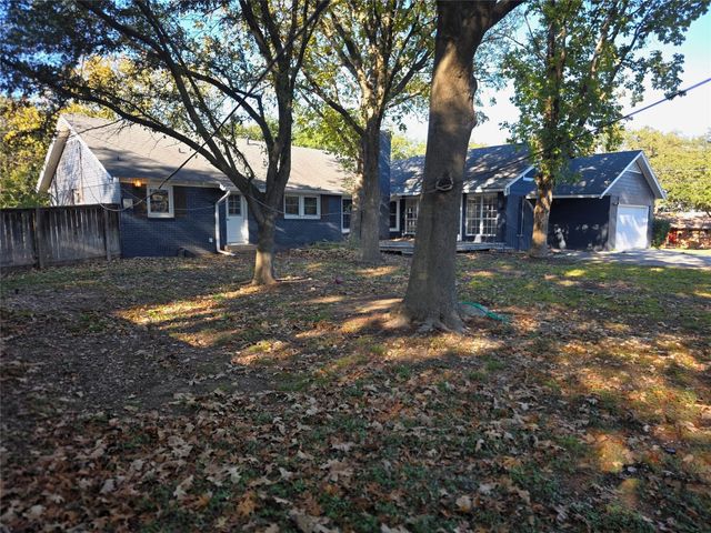 5800 Mount Rockwood Circle, Waco, TX 76710