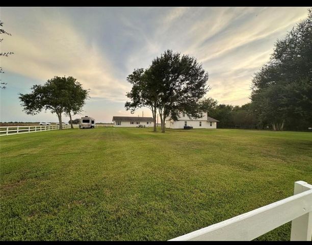 518 Anton Stade Rd B, Rosenberg, TX 77471