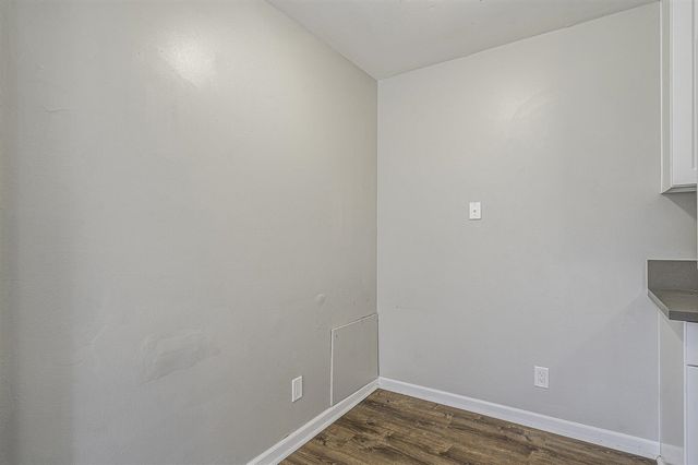 1710 E G Avenue, Kalamazoo, MI 49004