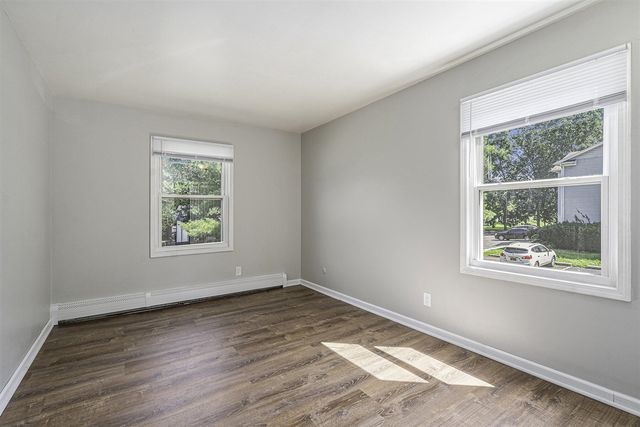 1710 E G Avenue, Kalamazoo, MI 49004