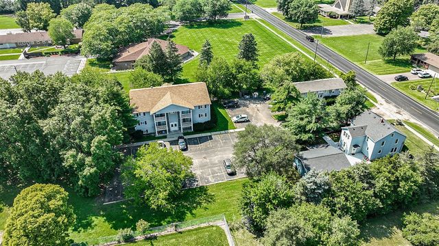 1710 E G Avenue, Kalamazoo, MI 49004